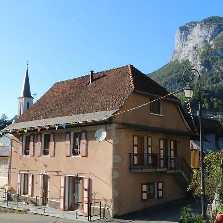 Le Postillon - Duo Saint-Pierre-d'Entremont (Savoie) Exterior photo