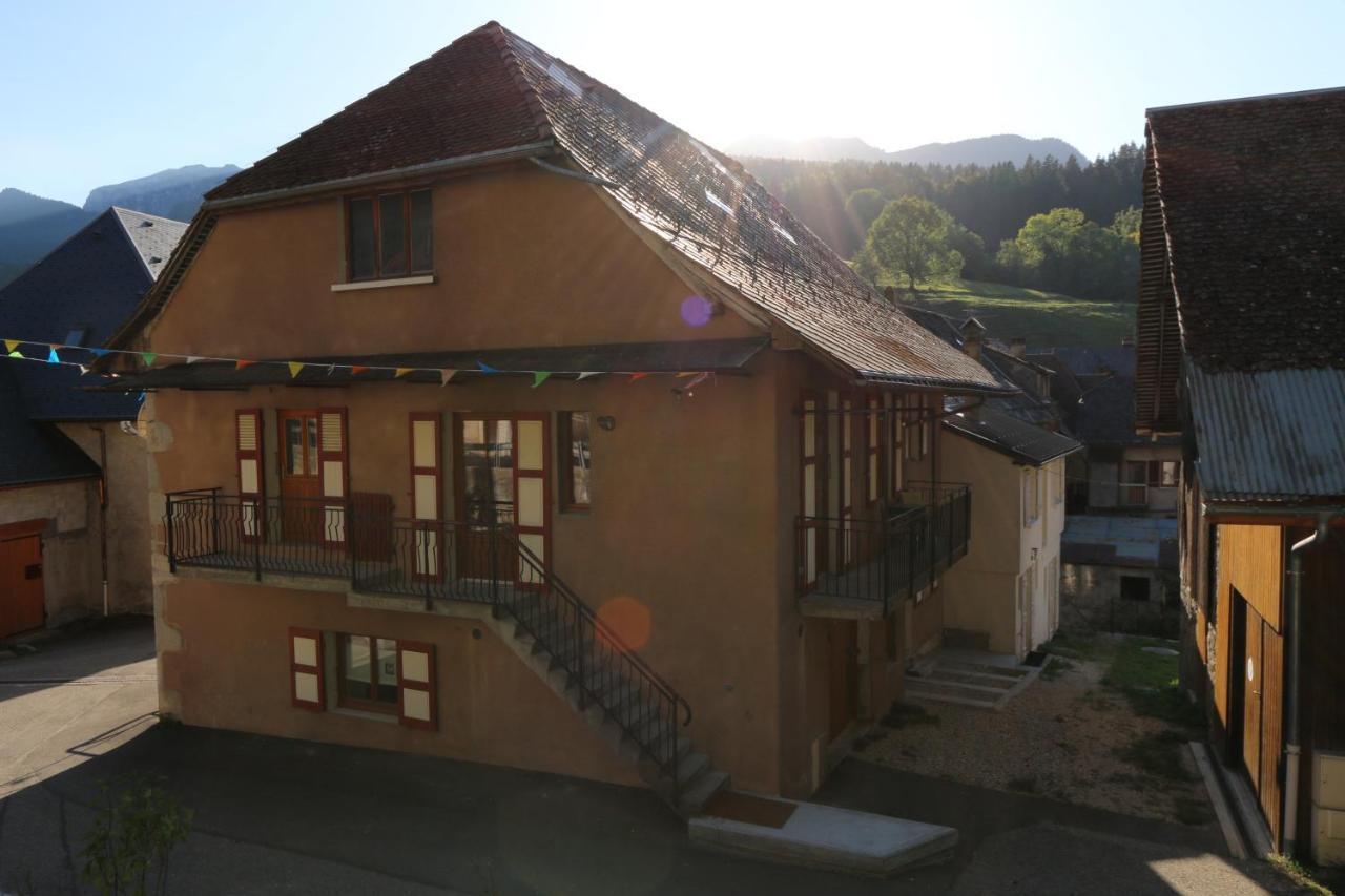 Le Postillon - Duo Saint-Pierre-d'Entremont (Savoie) Exterior photo
